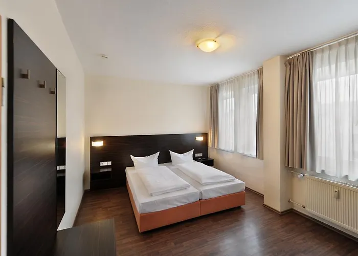 Hotell Fair Frankfurt - Europaallee Messe 3*