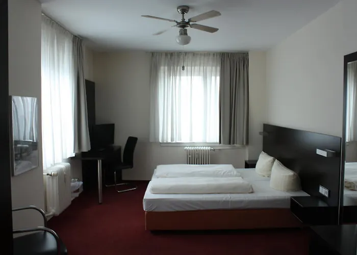 Hotell Fair Frankfurt - Europaallee Messe