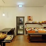 Hotel Fair Frankfurt - Europaallee Messe 3*