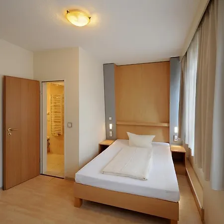 Otel Fair Frankfurt - Europaallee Messe