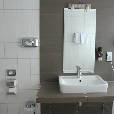 Otel Fair Frankfurt - Europaallee Messe