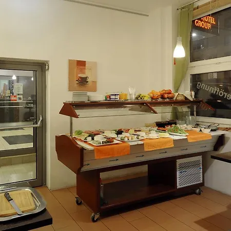 Hotel Fair Frankfurt - Europaallee Messe 3*