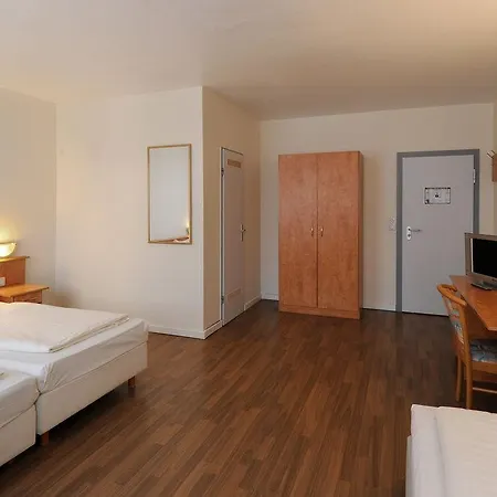 Hotel Fair Frankfurt - Europaallee Messe 3*