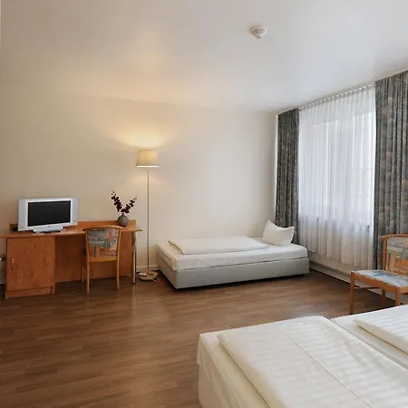 Fair Frankfurt - Europaallee Messe פרנקפורט