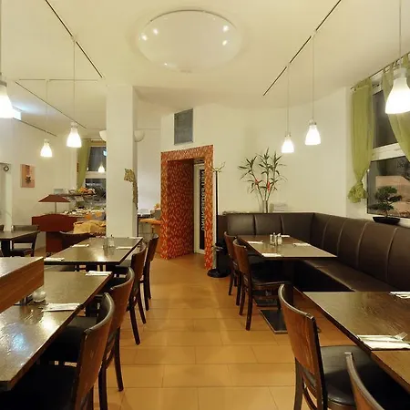 Fair Frankfurt - Europaallee Messe Frankfurt am Main