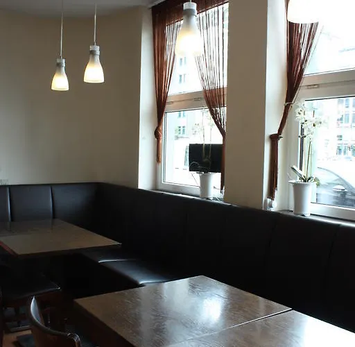 Fair Frankfurt - Europaallee Messe ホテル